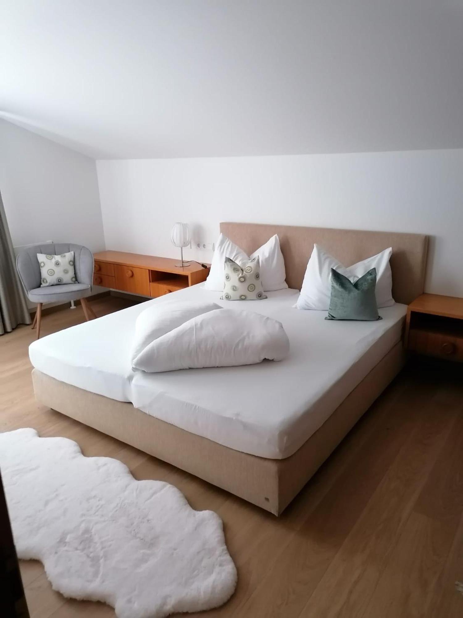 Garni Tannleger 4*